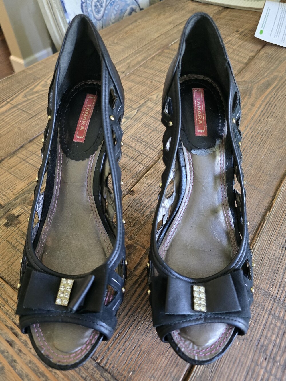 Tanara Made In Brazil Black Peep-Toe Bow Heels Size 8